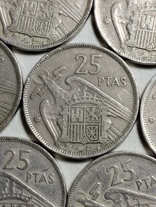 Monedas 25 Pesetas (España)