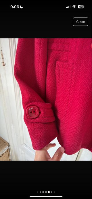 Chaqueta roja de botones Stradivarius