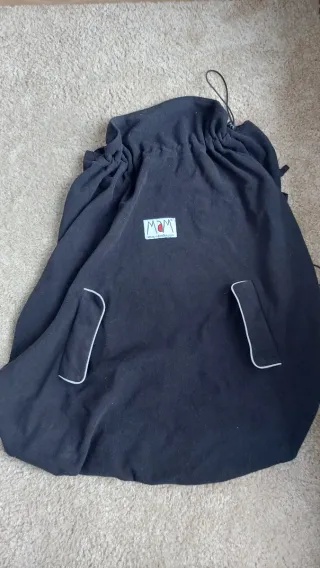 Mochila Portabebés Boba Negra y Morada