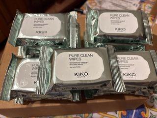 15 Kiko Milano Pure Clean Wipes