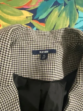 Americana de cuadros marron y blanco