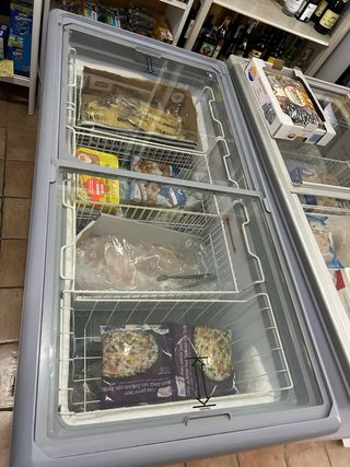 2 Congeladores Tienda Cierre