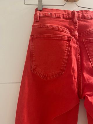 Pantalón Vaquero Rojo