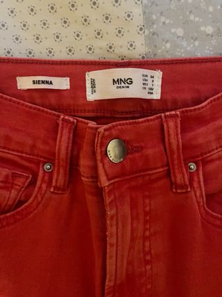 Pantalón Vaquero Rojo