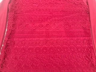 Blusa Talla M Encaje. Medidas en descripción