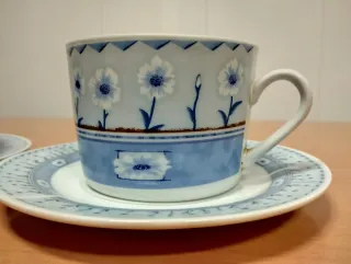 Juego de 2 tazas de desayuno con platillo