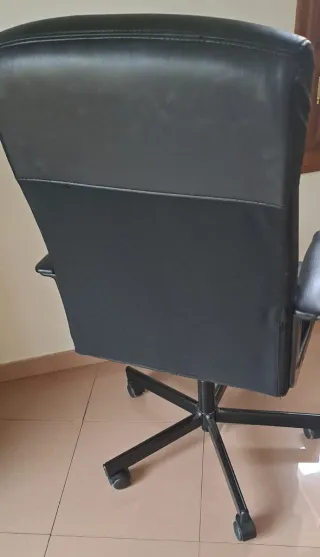 Silla de escritorio IKEA MILLBERGET Negra