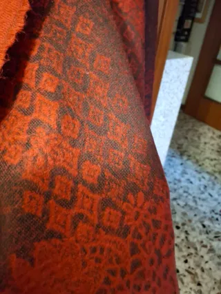 Sciarpa donna con fantasia floreale