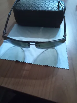 Occhiali da sole Bottega Veneta neri/marrone