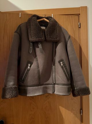 Cazadora cuello subido manga larga