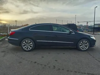 Volkswagen Passat CC 2009
