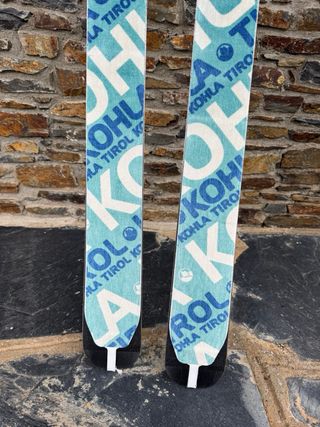 Esquís de Montaña K2 WayBack 88 fijación y focas