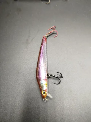 Lote 5 señuelos pesca María, Yo-Zuri, Abu, Sebile