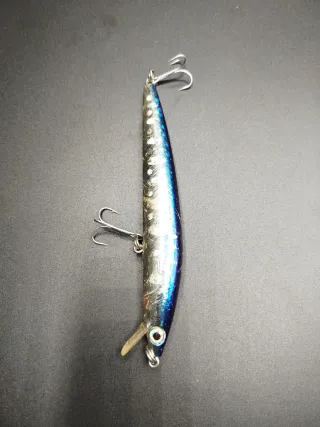 Lote 5 señuelos pesca María, Yo-Zuri, Abu, Sebile