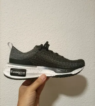 T40,5 Nike ZoomX Invincible Run FK3