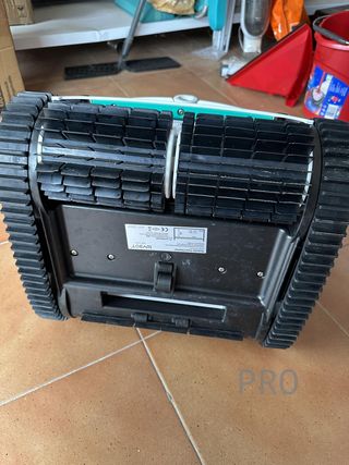 Robot piscina limpiafondos WYBOT C2