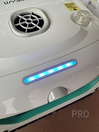 Robot piscina limpiafondos WYBOT C2