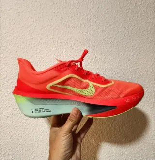 T44,5 Nike Zoom Fly 6