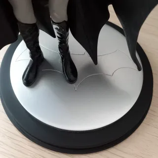 Mini Estatua Batman Dark Crusader Ed. Limitada