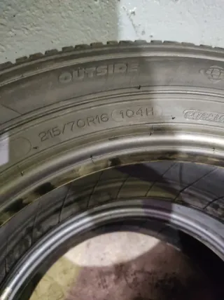 Neumáticos Michelin 215/70R16 104H ocasión