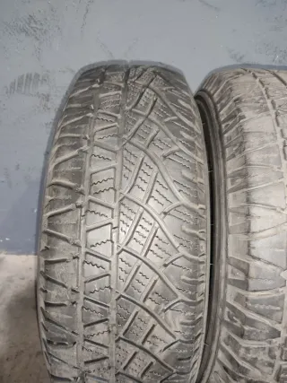 Neumáticos Michelin 215/70R16 104H ocasión