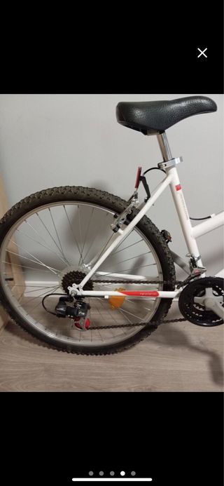 Bicicleta Montaña Blanca y Roja