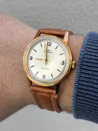 Orologio MONDIA vintage everyday