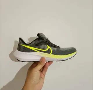 T39 Nike Air Zoom Pegasus 39 NN GS