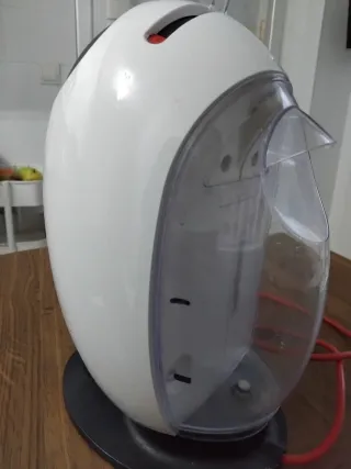 Cafetera Dolce Gusto DeLonghi