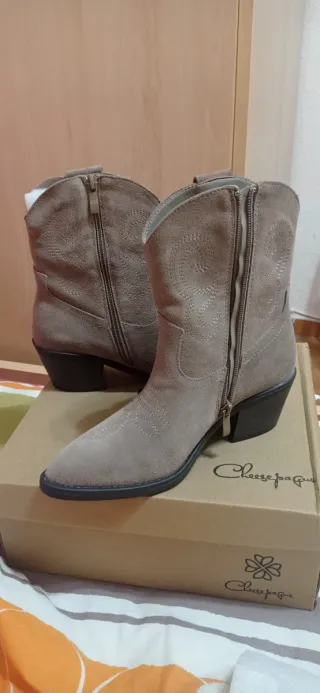 Botines piel mujer beige