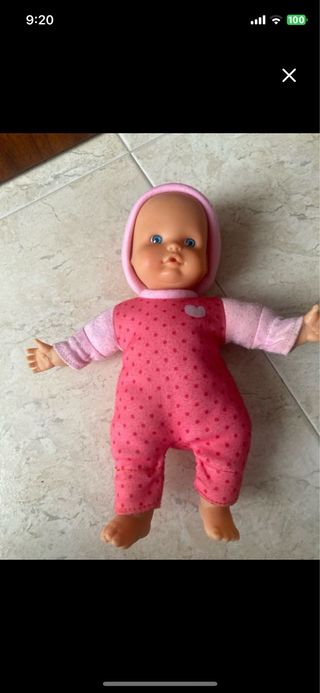 Muñeco Nenuco rosa lunares