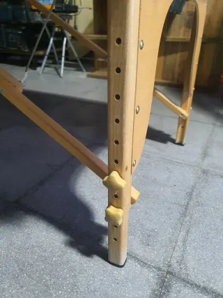 Camilla masaje profesional regulable en altura