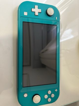 Nintendo Switch Lite + Custodia