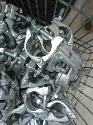 Abrazaderas giratorias andamio 48mm