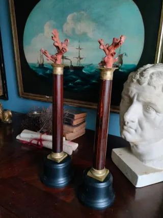 Pareja columnas peanas imperio marinos decorativas