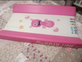 Cambiador bebé rosa con dibujos