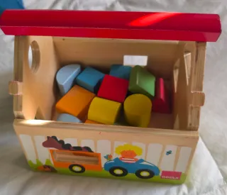 Casita de madera Goula