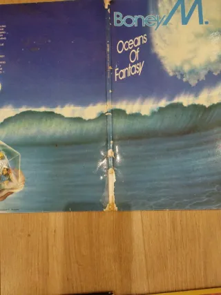 Lote 5 Vinilos: Boney M, Eddy Grant, Gibson Brothe