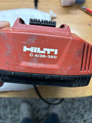 Cargador Hilti CPC C 4/36-360 para reparar