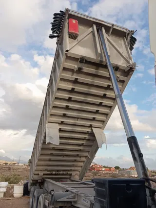 Semirremolque Basculante Tisvol