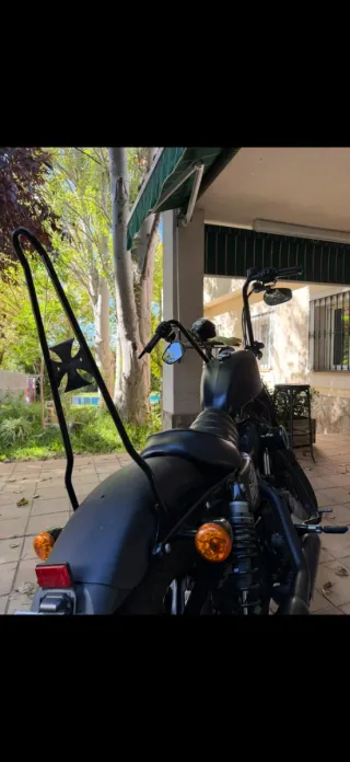 Harley Davidson Sportster 883 (2016)