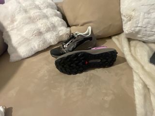 Zapatillas Salomon Genesis Marrón y Rosa