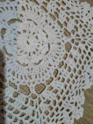 Centrino uncinetto rettangolare fatto a mano