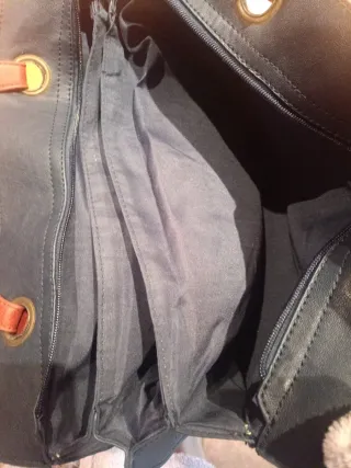 Bolso MSK azul marino con detalles marrones