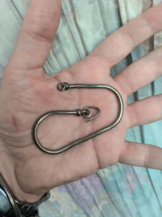 Pulsera cadena de serpiente plateada