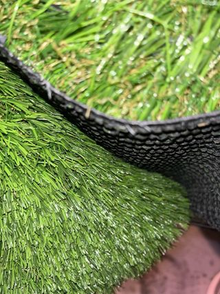 Rollo de césped artificial 7m x 70cm