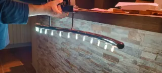 Conjunto de lámparas de metal y cristal