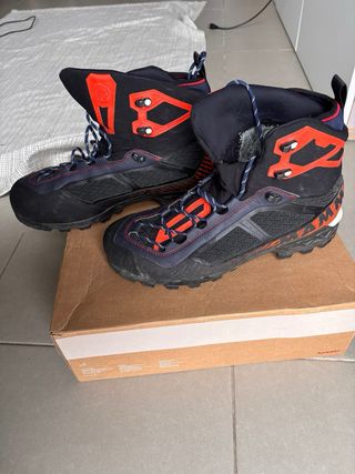 Bota Mammut alpinismo Taiss Light Mid GTX nuevas