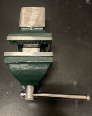 Tornillo de banco grande