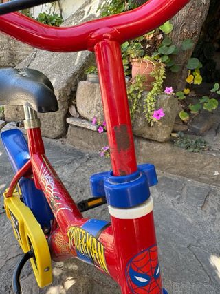 Bicicleta Spiderman Infantil Roja y Azul